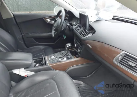 2016 Audi A7 3.0T Premium Plus z USA, uszkodzony, nr VIN WAUWGAFCXGN006444